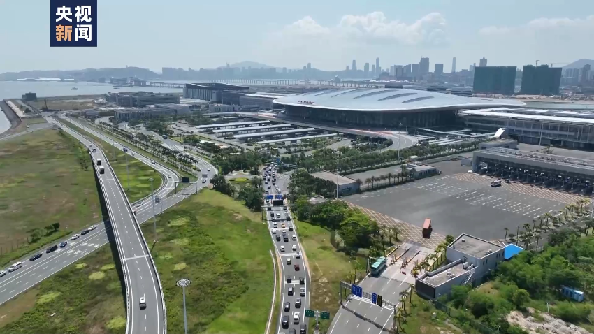 “巨龙”横跨伶仃洋！港珠澳大桥开通五周年 三地1小时生活圈基本形成