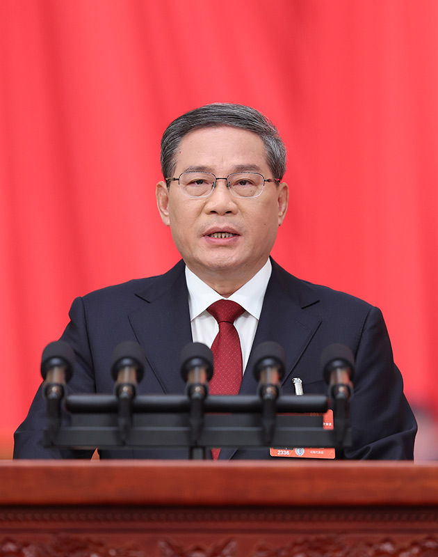 3月5日，李强总理代表国务院在十四届全国人大二次会议上作《政府工作报告》。